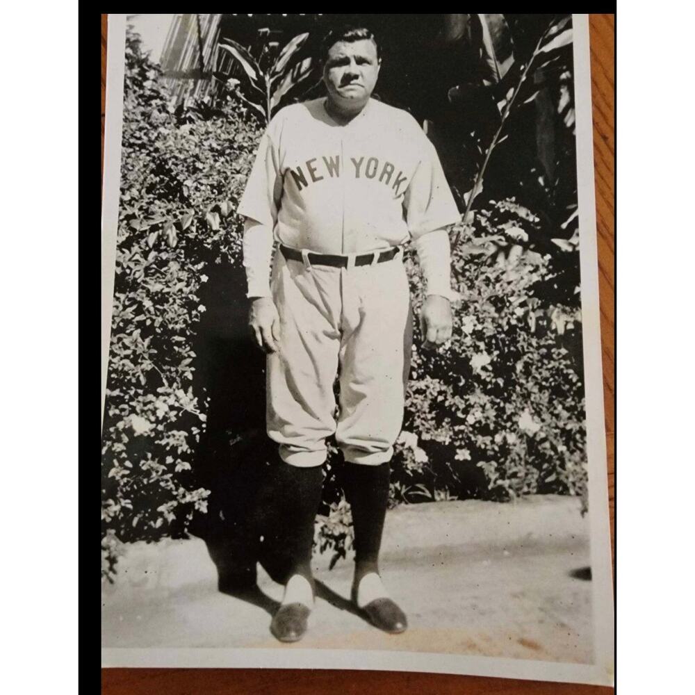 VINTAGE (1933 - 93 YEARS OLD) BABE RUTH PHOTO (OOAK)